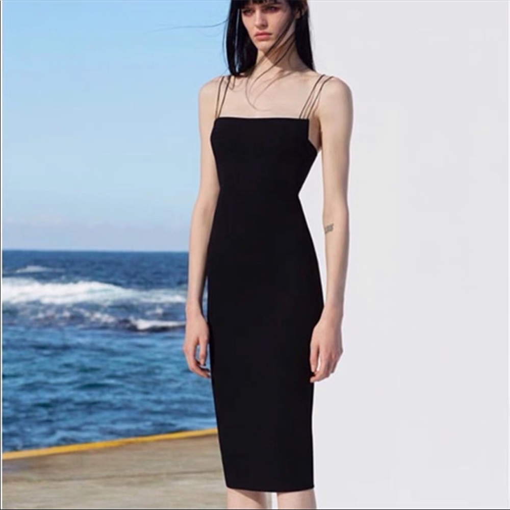 Alex Perry black dress